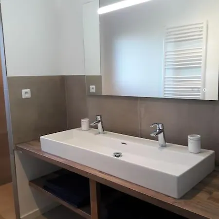 Maison De Avec Piscine 2 A 6 Personnes Et Gorges De L'ardeche Aigueze